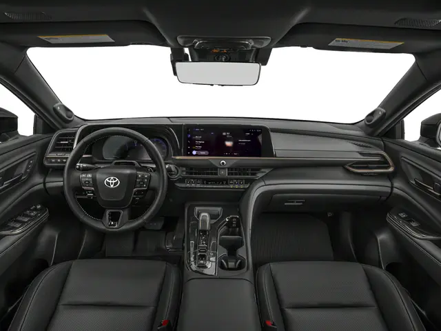 Toyota Crown Signia – Best Premium Hybrid SUV Redefined - Image 9